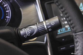 2016款哈弗H2 1.5T手动两驱精英型 经典黑