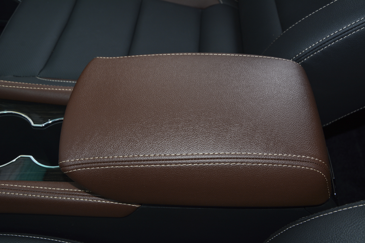 2017款斯威X7 1.5T自动智享型 