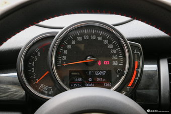 2018款MINI 2.0T COOPER S经典派