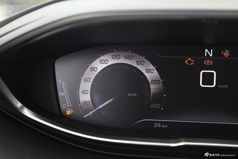 2017款标致4008 1.8T自动380THP精英版