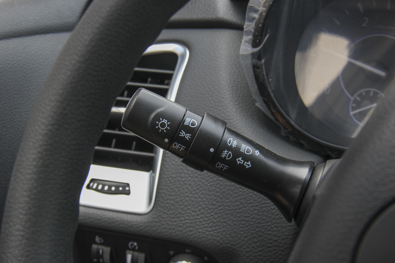 2017款域虎7 2.4T手动柴油两驱豪华版JX4D24A5L