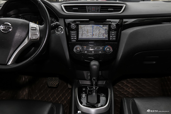 2016款逍客2.0L自动XV TOP旗舰版