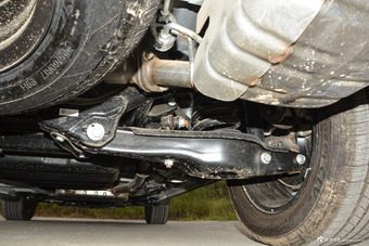 2018款北汽幻速S7 1.5T 手动尊贵型