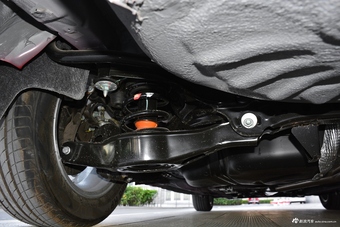 2018款奔腾B50 1.4T自动20周年纪念版