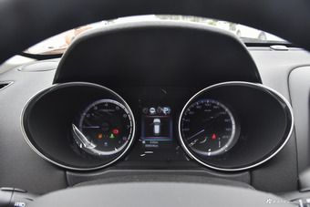 2017款风神AX4 1.6L自动潮尚型