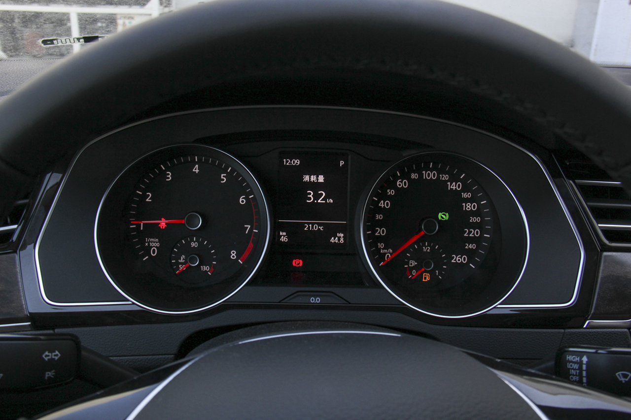 2018款迈腾改款1.8T自动330TSI DSG豪华型