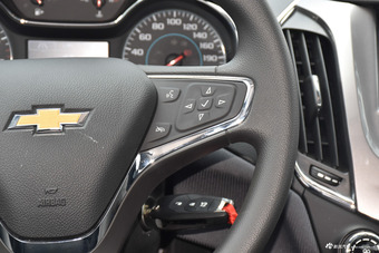 2018款科鲁兹1.5L自动炫锋都市版320