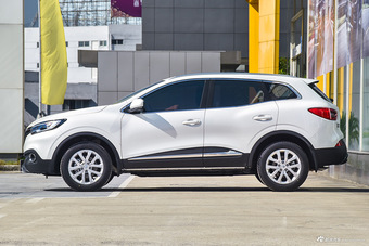 2016款科雷嘉2.0L自动两驱豪华版