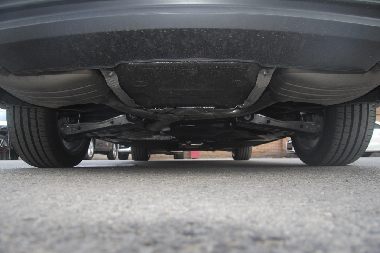 2017款奥迪A4L 2.0T自动40TFSI运动型