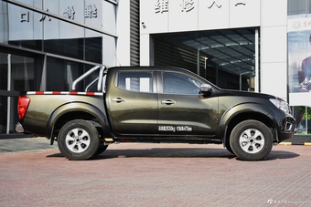 2017款纳瓦拉2.5L手动两驱旗舰版QR25