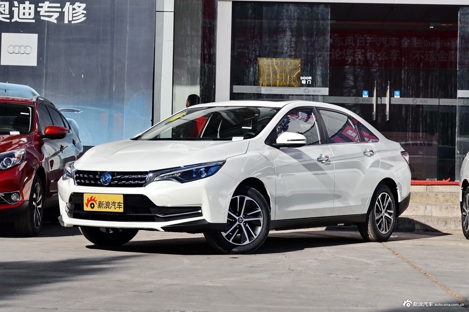 2018款启辰D60 1.6L手动智联精英版