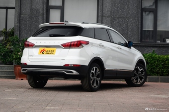 2018款北汽绅宝智行1.5T自动智领版