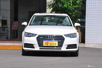 2017款奥迪A4L 2.0T自动45TFSI quattro风尚型