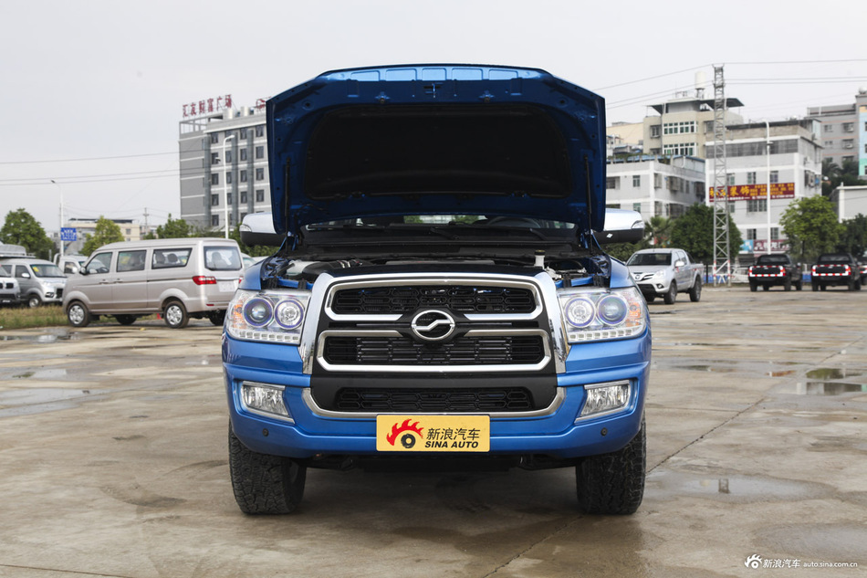 2018款领主2.5T手动柴油大双四驱超豪华型 