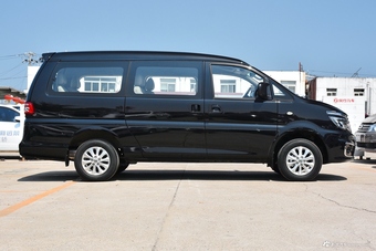 2018款菱智M5L 1.6L手动7座豪华型