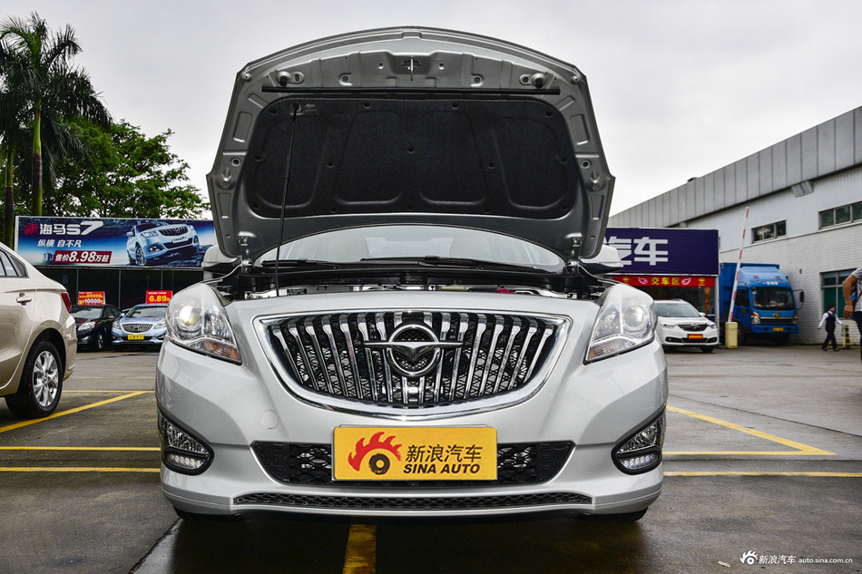 2015款海马福美来1.6L手动品尚型