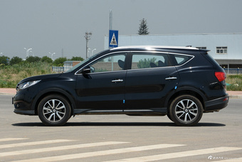 2016款风光580 1.5T手动豪华型