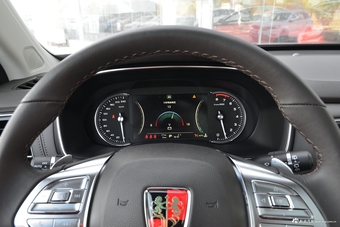 2018款荣威RX8 2.0T自动智联网四驱旗舰版