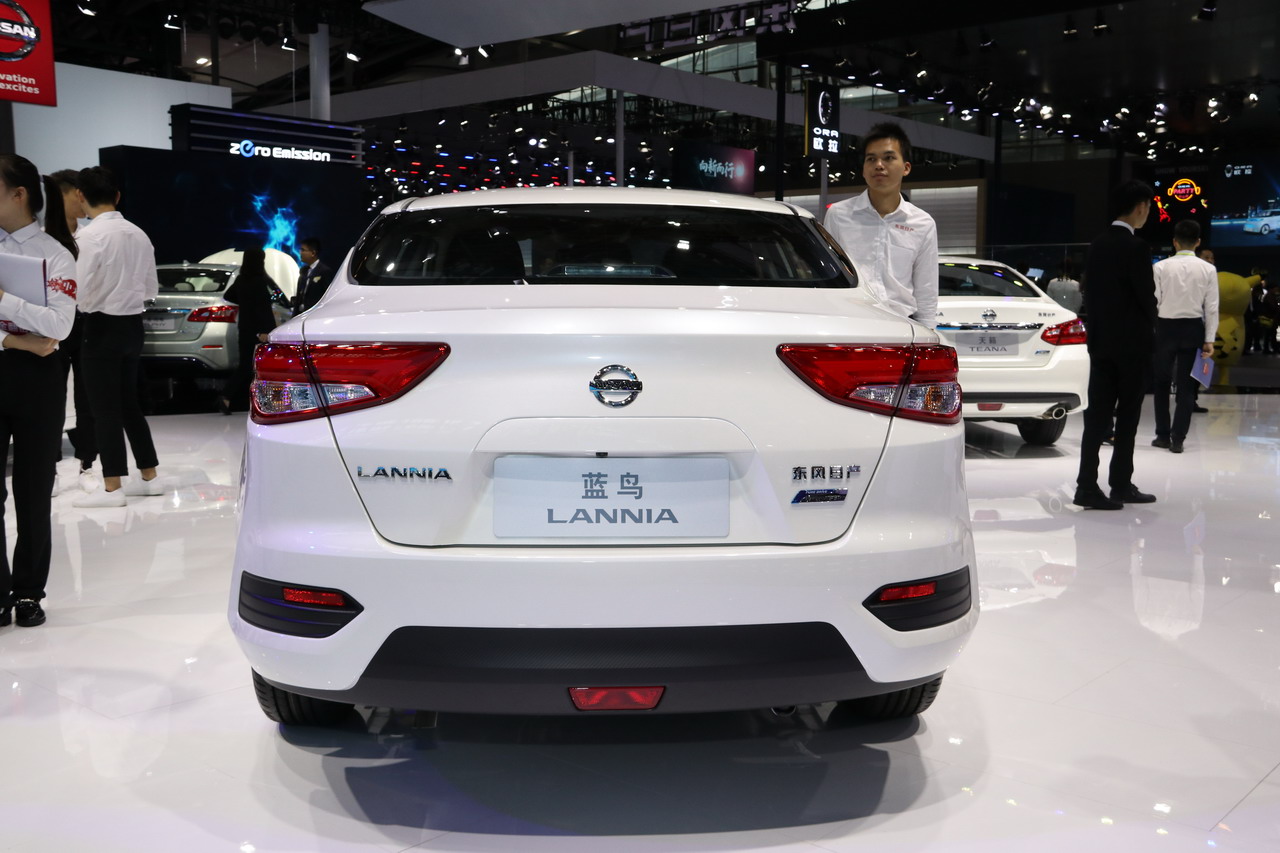 2018广州车展实拍：LANNIA蓝鸟