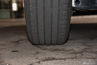 2015款雷克萨斯NX 2.5L自动300h全驱锋致版