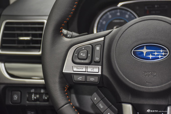 2017款斯巴鲁XV 2.0L自动精英版