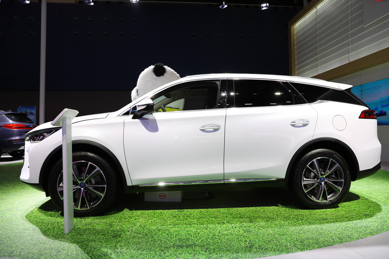 2018广州车展实拍：比亚迪唐DM五座版