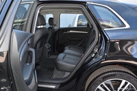 2018款奥迪Q5L 2.0T自动45 TFSI尊享运动型