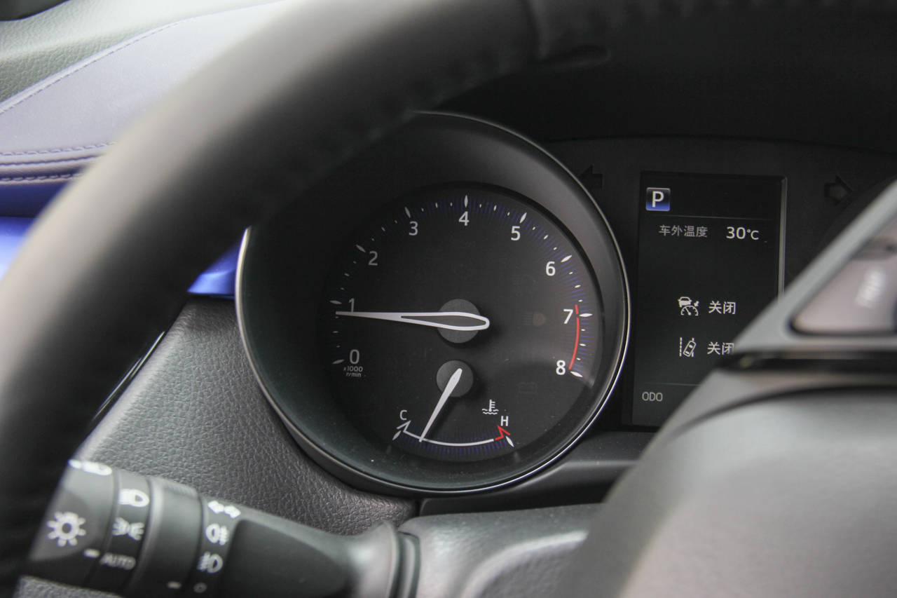 2018款奕泽IZOA 2.0L自动奕驰版