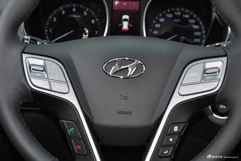 2017款全新胜达2.0L自动两驱智能型7座