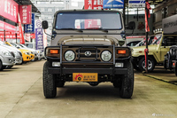 2016款BJ 212 2.0L手动三角门四驱豪华型 国V