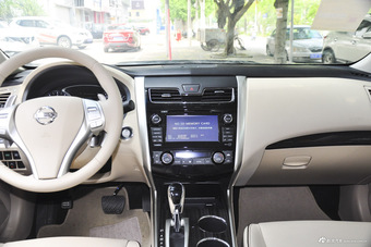 2016款天籁2.5L自动 公爵 XV-VIP旗舰版