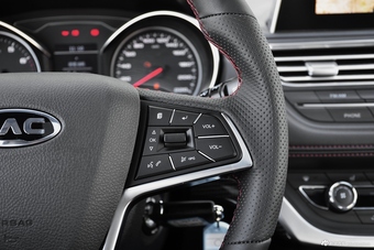 2018款瑞风S3智驱版1.5L手动豪华智能型