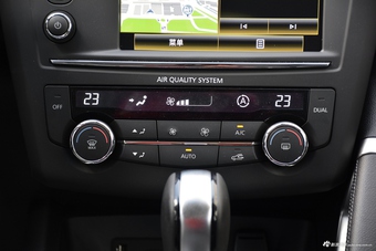 2017款科雷嘉2.0L自动领先版