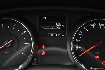 2018款雪铁龙C3-XR 1.6L自动先锋型