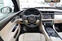 2017款捷豹XFL 2.0T自动200PS豪华版