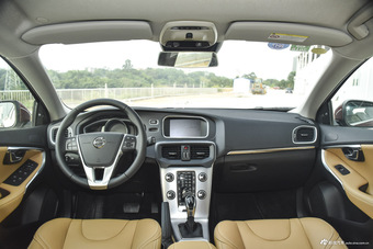 2017款沃尔沃V40 1.5T自动T3 智雅版图片