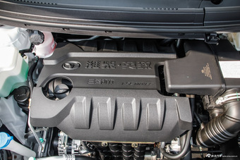 2016款 潍柴英致 G3S  1.5L 手动精英版 天山白