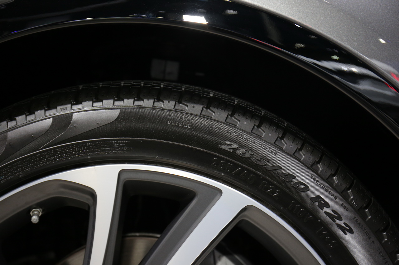 2018广州车展实拍：路虎发现