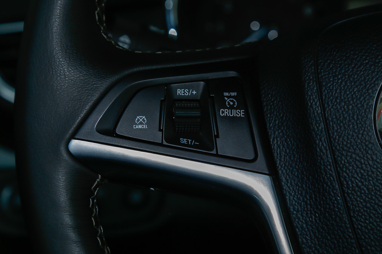 2016款昂科拉1.4T自动四驱全能旗舰型18T