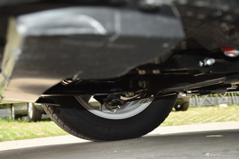 2015款众泰Z500 1.5T 手动豪华型 萨丁白