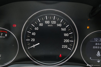 2015款缤智1.8L CVT四驱旗舰型 塔夫绸白