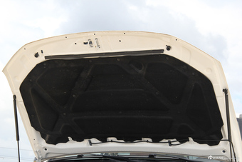 2016款揽福 2.4L手动汽油两驱精英版5座