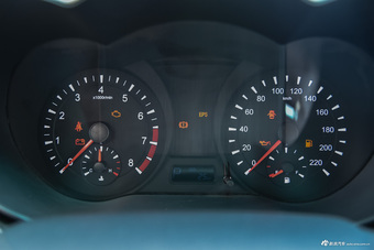 2015款海马福美来1.5T自动悦尚型