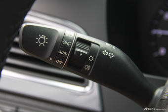 索纳塔九 2015款 2.4L TOP旗舰型