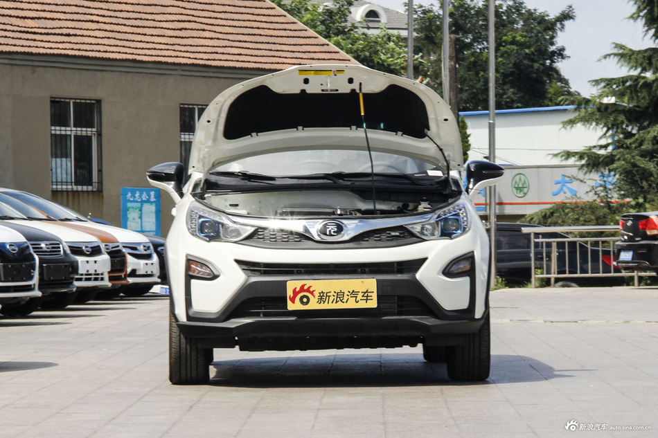 2016款比亚迪元1.5L手动豪华型