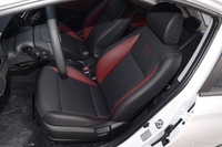 2016款现代悦纳 1.4L自动活力版SPORT