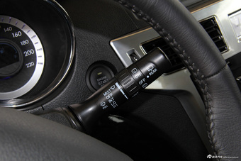 2017款揽福1.9T手动柴油两驱豪华版5座