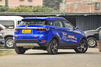 2016款驭胜S330 1.5T自动两驱时尚版