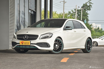 2016款奔驰A级 A200 1.6T自动赛道版图片