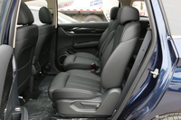 2018款比亚迪宋MAX 1.5T自动智联旗舰型6座